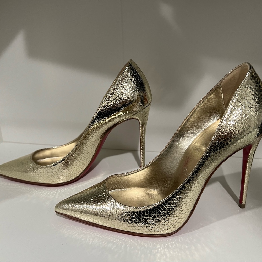 Christian Louboutin Elegant Gold Stiletto Heels Sz 36 1/2